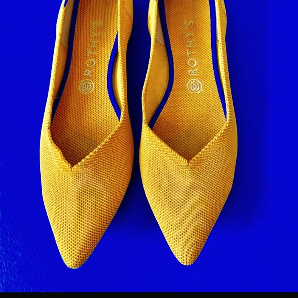 10.5 rothy's points in marigold